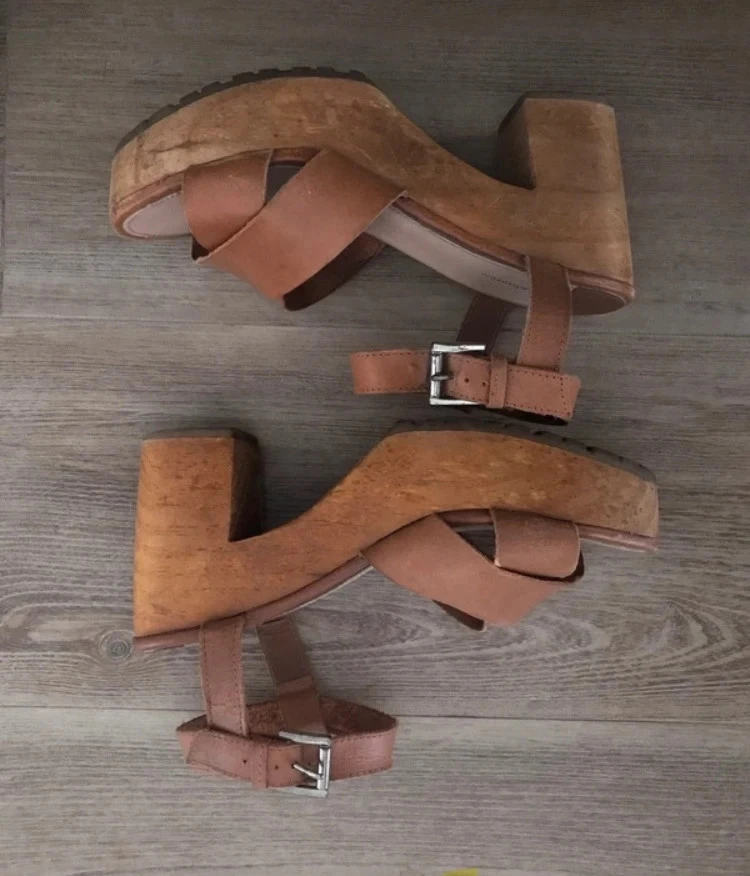 Sandalen met houten hakken – photo 2
